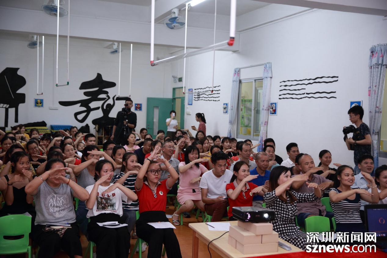 育兒講堂 : 彩田幼兒園 分享 學(xué)習(xí)“數(shù)學(xué)”和“語文”？